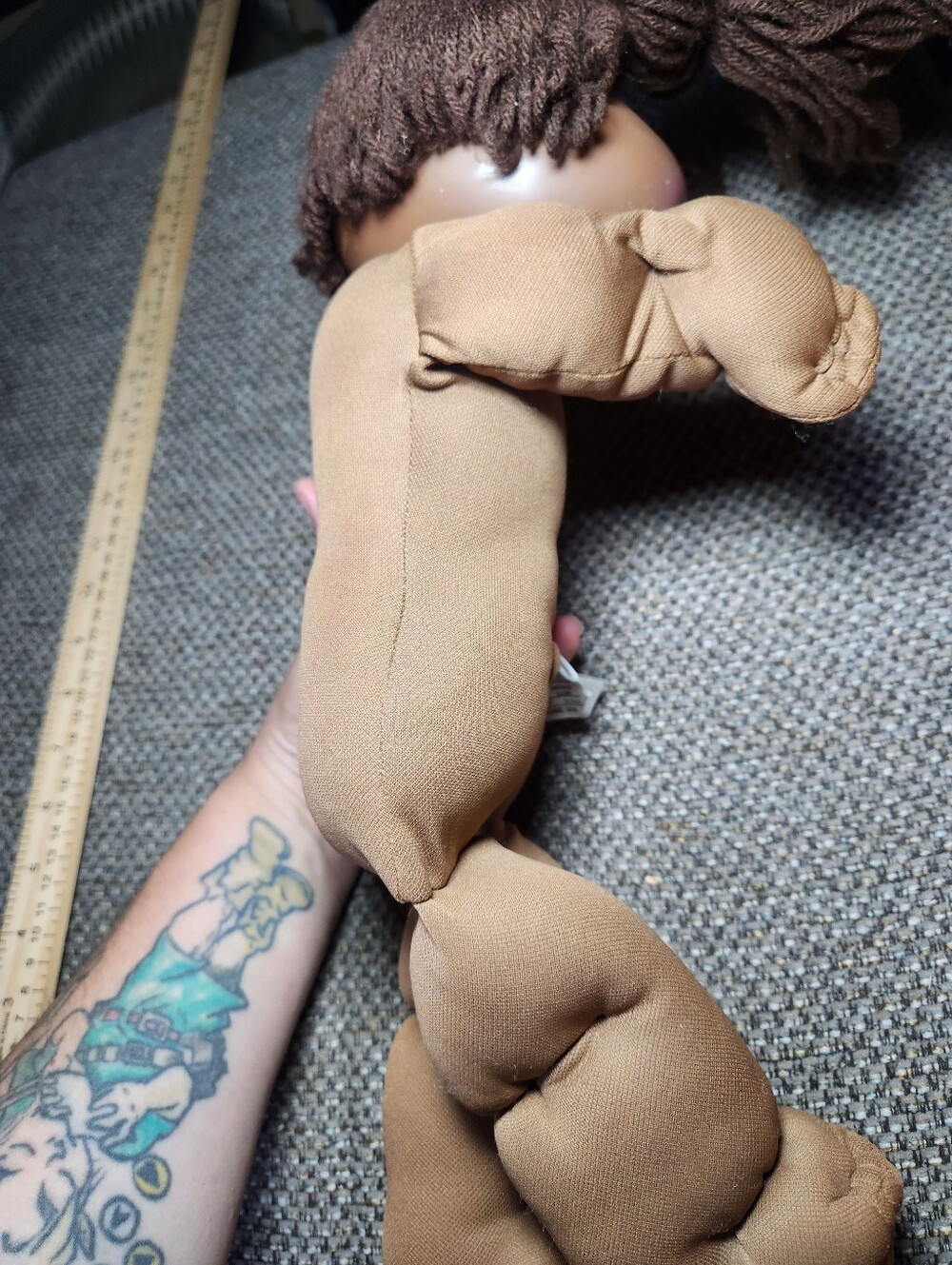 vintage Cabbage Patch Kids doll with brown yarn pigtails and a dark brown fabric - Picture 11 of 12